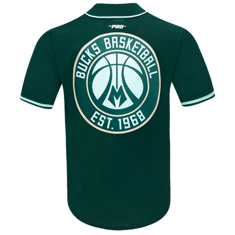 Milwaukee Bucks Lettering Green Button-Up