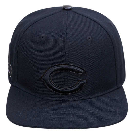 NFL CHICAGO BEARS TRIPLE BLACK LOGO SNAPBACK HAT